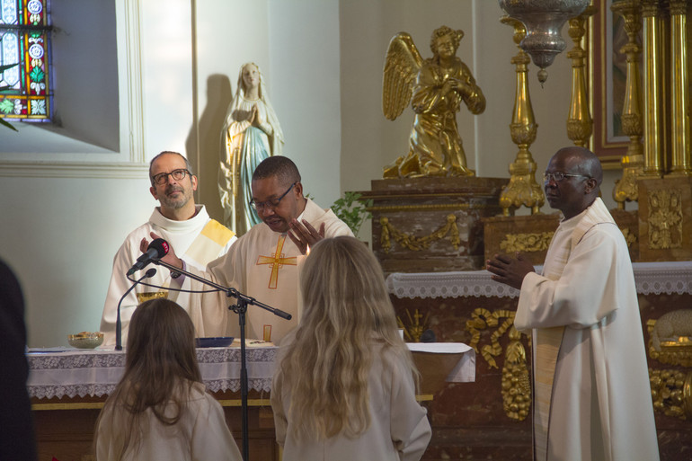 25 décembre : messe de Noël radiodiffusée depuis Montfaucon