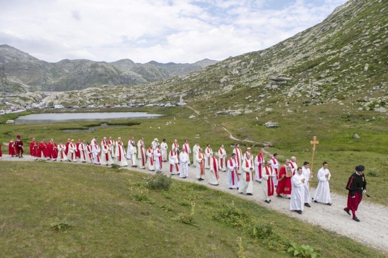 Extraits des messes du 1er août au col du St-Gothard des années précédentes | ©Bruno Boccaletti (RSI)